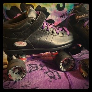 Riedell R3 Roller Derby Skates Size 8